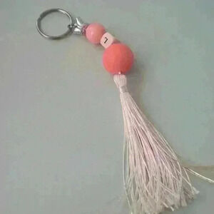 Keychain  "L"